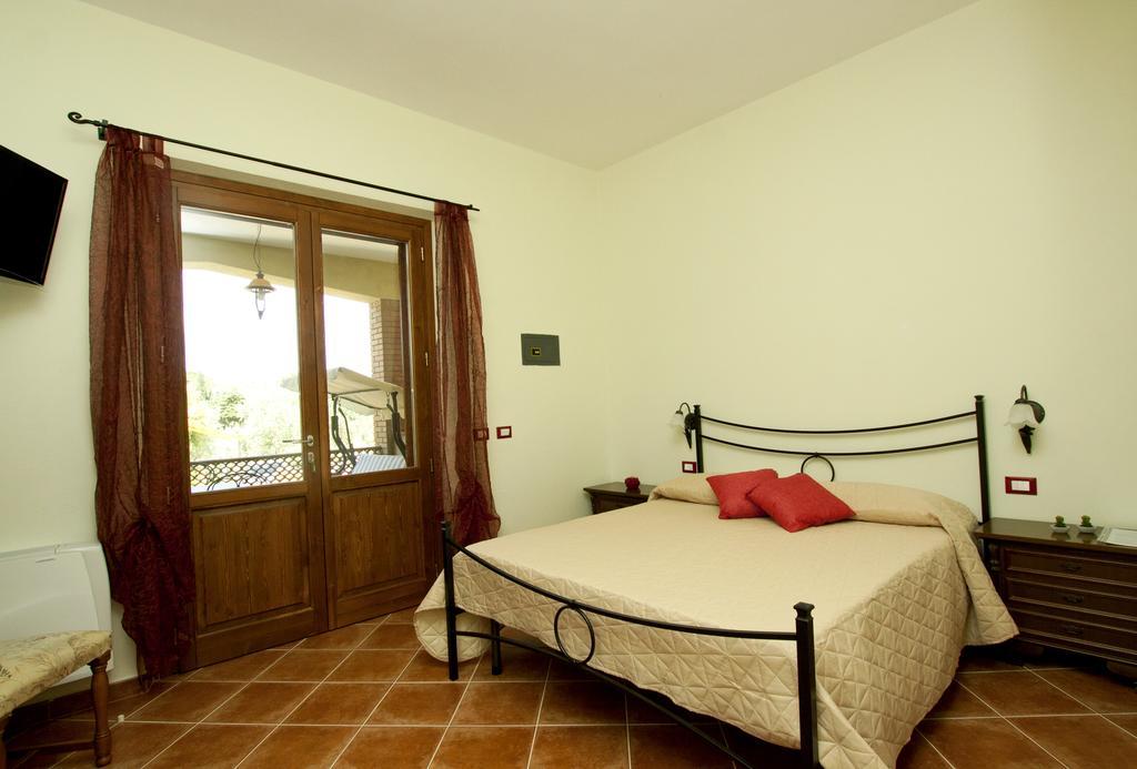 Le Camere Di Nonna Mara Montescudaio Rum bild